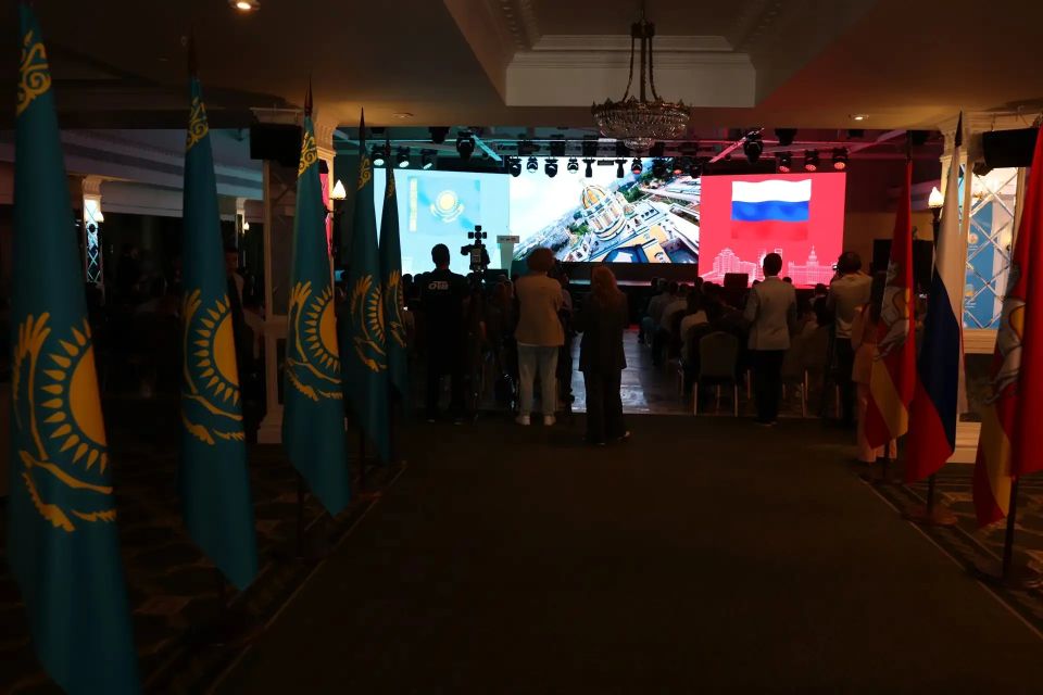 Более 100 предприятий Челябинской области и регионов Республики Казахстан приняли участие в бизнес-форуме по развитию сотрудничества Более 100 предприятий Челябинской области и регионов Республики Казахстан приняли участие в бизнес-форуме по развитию сотрудничества