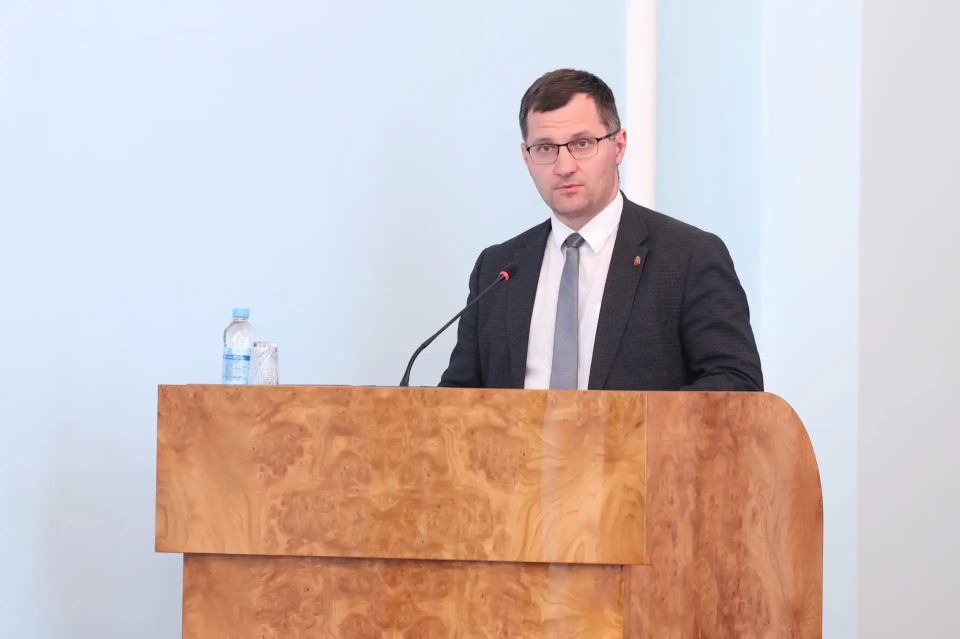 Губернатор Алексей Текслер провёл областное совещание Губернатор Алексей Текслер провёл областное совещание