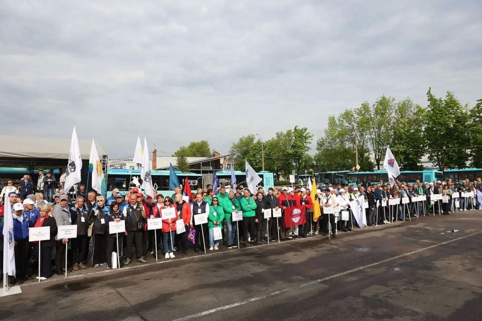 В Санкт-Петербурге проходит финал Международного конкурса профессионального мастерства водителей автобусов В Санкт-Петербурге проходит финал Международного конкурса профессионального мастерства водителей автобусов