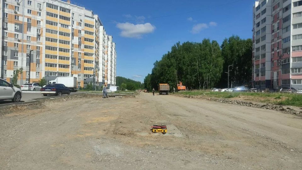 5 лет проезд был формальным: Алексей Лошкин осмотрел ход строительства дороги в Парковом