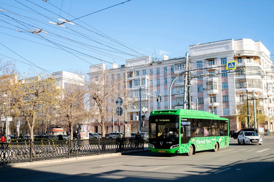 В Челябинке 23 мая общественный транспорт изменит маршруты из-за полумарафона «ЗаБег.РФ». Чтобы провести спортивные соревнования, временно перекроют проезд по Университетской Набережной