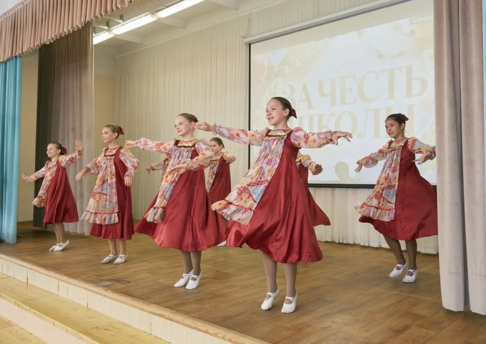 Офицеры регионального СКР поздравили подшефных кадет с окончанием учебного года Офицеры регионального СКР поздравили подшефных кадет с окончанием учебного года