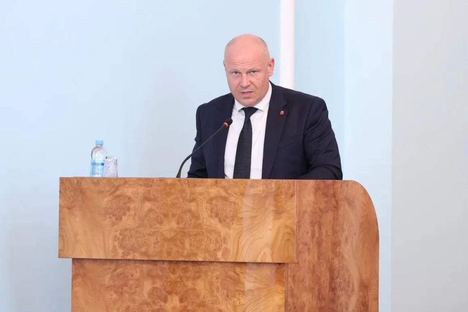 Министр общественной безопасности Александр Гриб доложил о подготовке к купальному сезону на областном совещании Министр общественной безопасности Александр Гриб доложил о подготовке к купальному сезону на областном совещании
