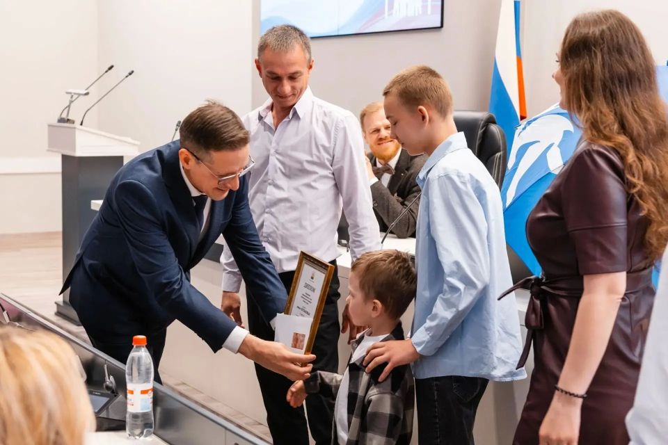 В Челябинске завершился муниципальный этап всероссийского конкурса «Семья года» В Челябинске завершился муниципальный этап всероссийского конкурса «Семья года»