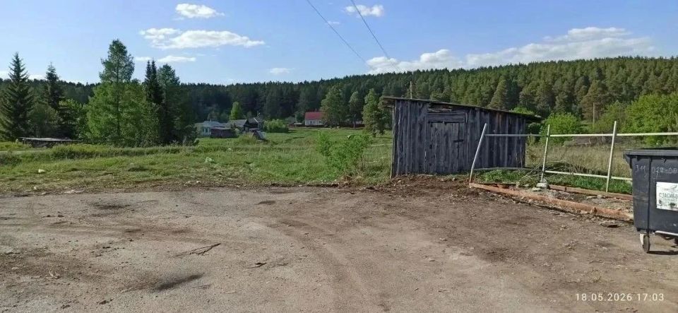 В Катав-Ивановске после вмешательства прокуратуры проведена уборка контейнерной площадки В Катав-Ивановске после вмешательства прокуратуры проведена уборка контейнерной площадки