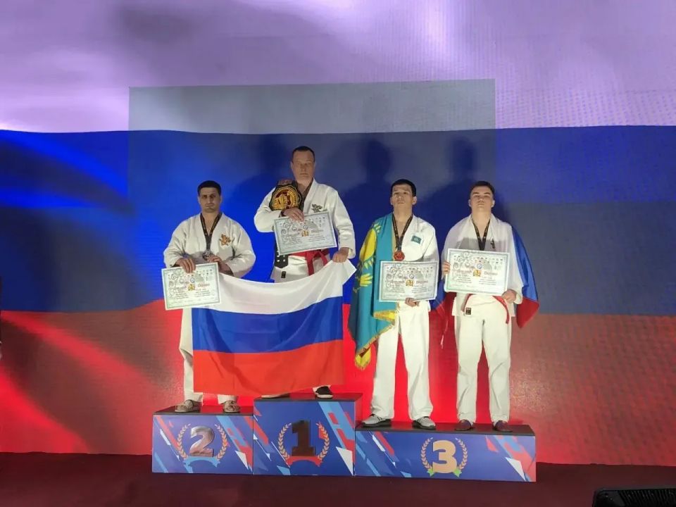 Южноуральские спортсмены – победители и призеры чемпионата и первенства мира по рукопашному бою Южноуральские спортсмены – победители и призеры чемпионата и первенства мира по рукопашному бою