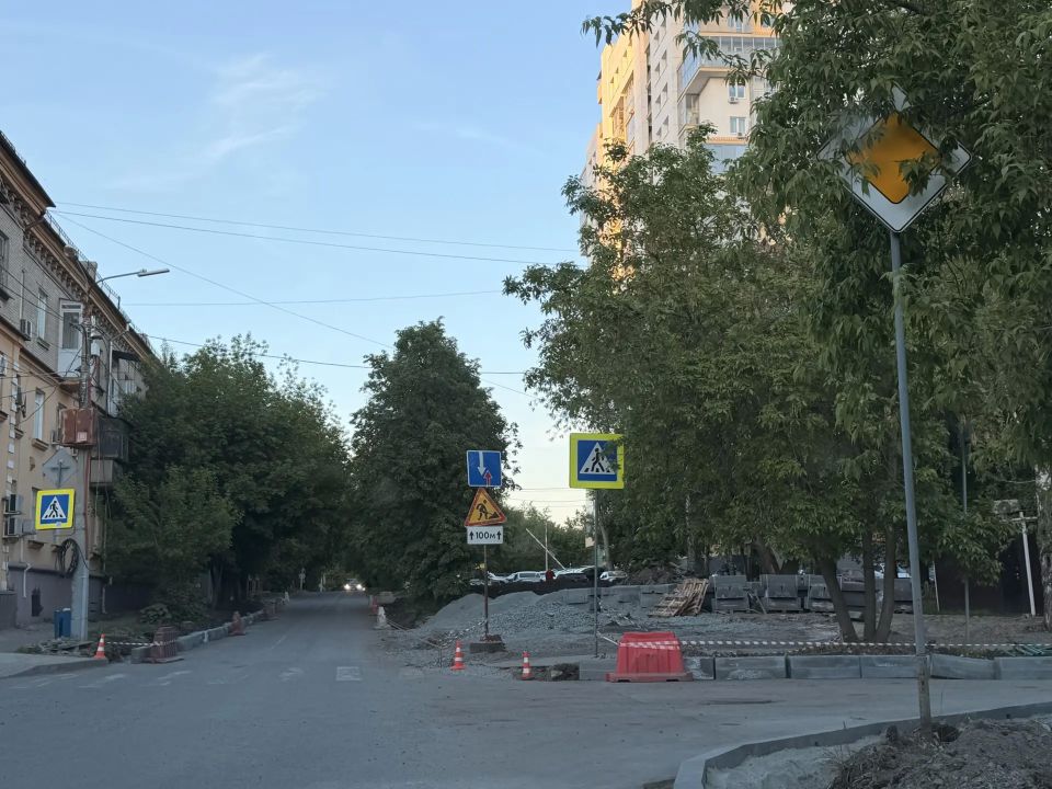 В Челябинске отремонтируют дороги рядом с образовательными учреждениями В Челябинске отремонтируют дороги рядом с образовательными учреждениями