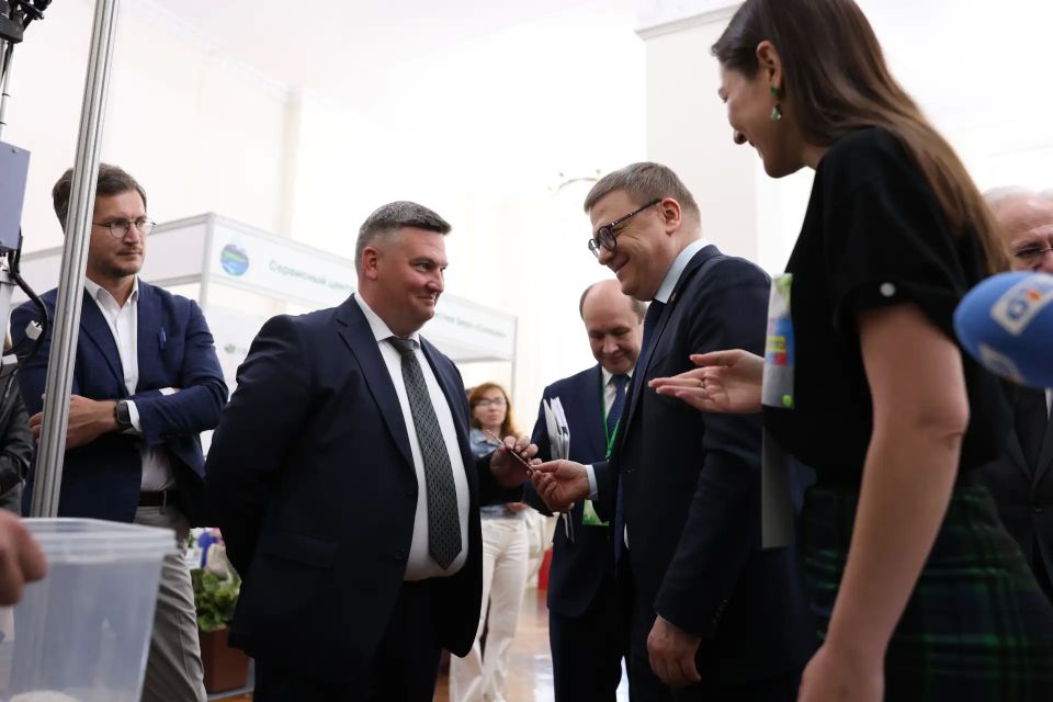 Алексей Текслер принял участие в V Открытом форуме по вопросам экологии и сохранения водных объектов Алексей Текслер принял участие в V Открытом форуме по вопросам экологии и сохранения водных объектов