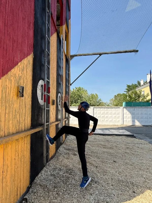 В Троицке прошли соревнования по пожарно-спасательному спорту среди молодежи В Троицке прошли соревнования по пожарно-спасательному спорту среди молодежи