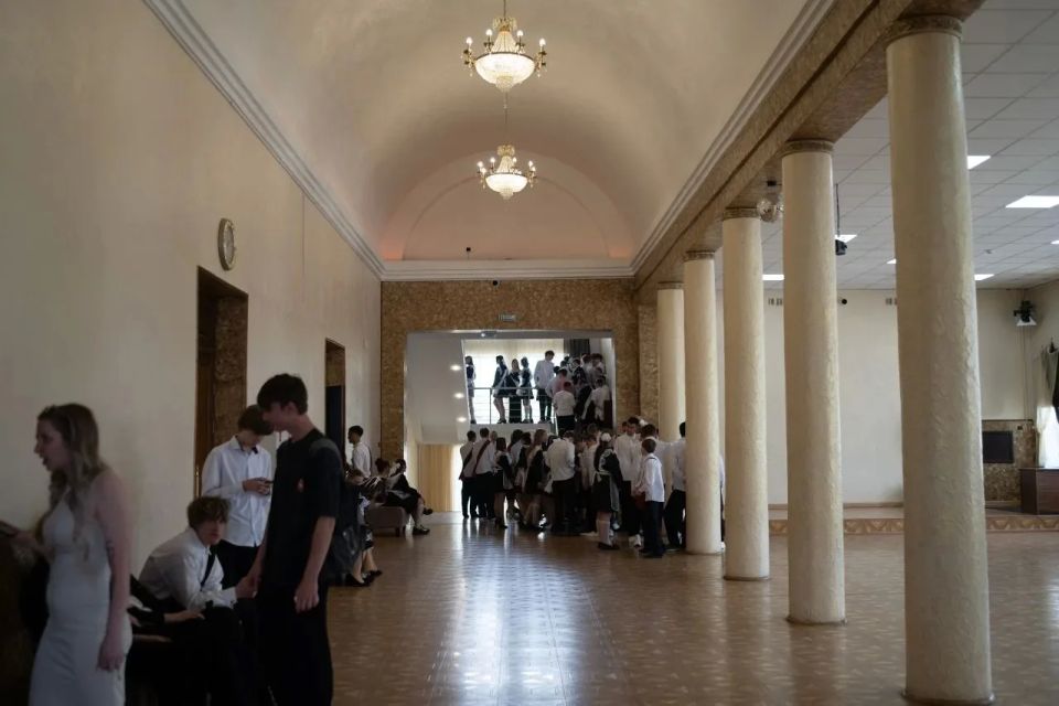 Ну какой же промышленный город без ДК металлург! И такой есть в Кыштыме Ну какой же промышленный город без ДК металлург! И такой есть в Кыштыме