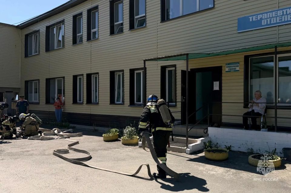 "Пожар" в медицинском учреждении ликвидирован "Пожар" в медицинском учреждении ликвидирован