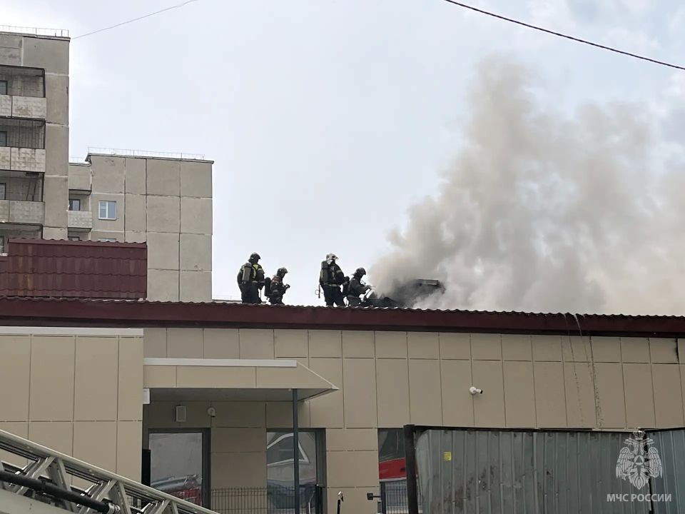 Пожар локализован на площади 200 квадратных метров