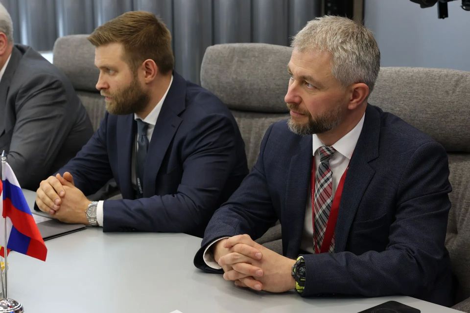 На ПМЭФ состоялась встреча Правительства Челябинской области с руководством ГТЛК На ПМЭФ состоялась встреча Правительства Челябинской области с руководством ГТЛК