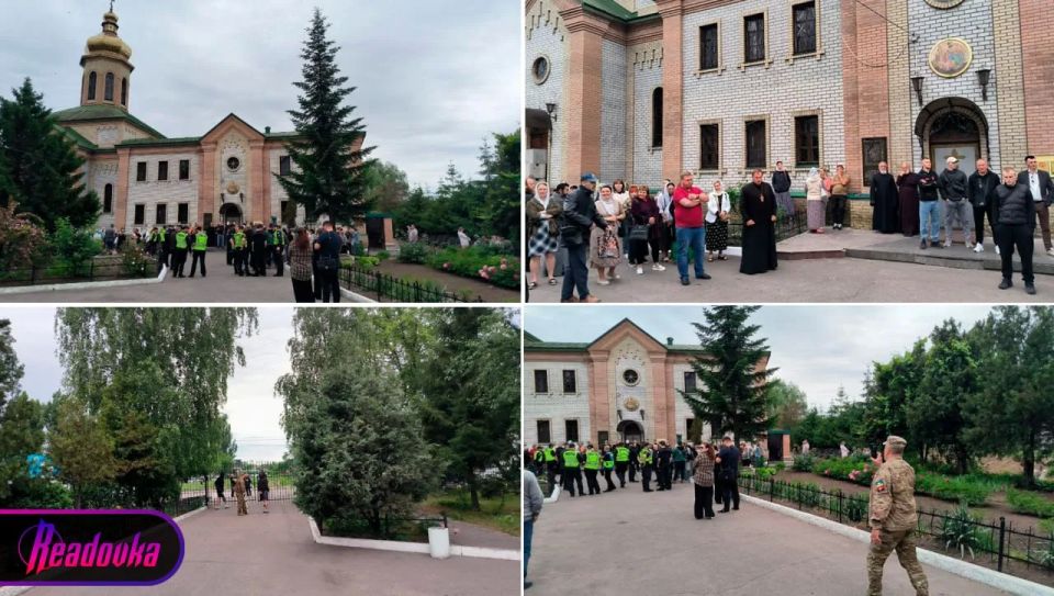 В Кременчуге сторонники ПЦУ пошли на штурм Свято-Троицкого храма В Кременчуге сторонники ПЦУ пошли на штурм Свято-Троицкого храма