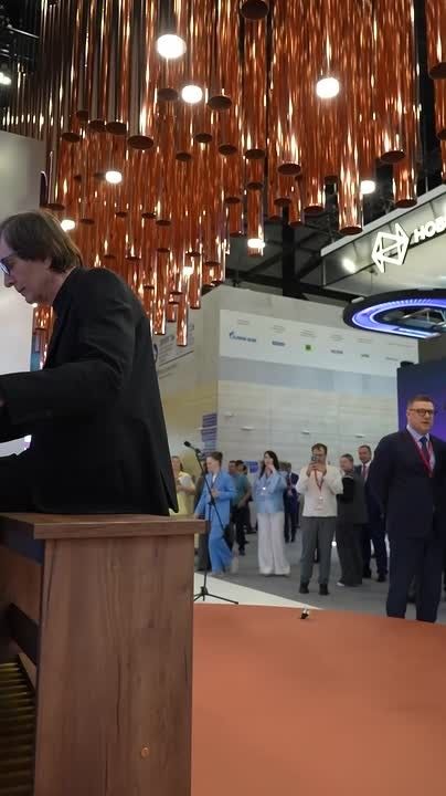 Алексей Текслер: Позади два дня работы делегации Челябинской области на Петербургском экономическом форуме