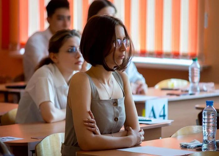 Более 14 тысяч выпускников Челябинской области сдадут ЕГЭ по русскому языку