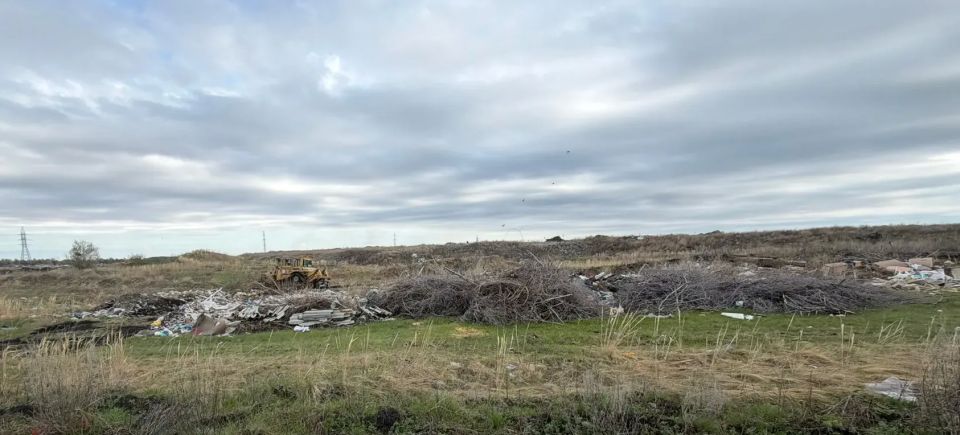 В Троицке продолжаются работы по рекультивации старой городской свалки вблизи Южного промышленного узла В Троицке продолжаются работы по рекультивации старой городской свалки вблизи Южного промышленного узла
