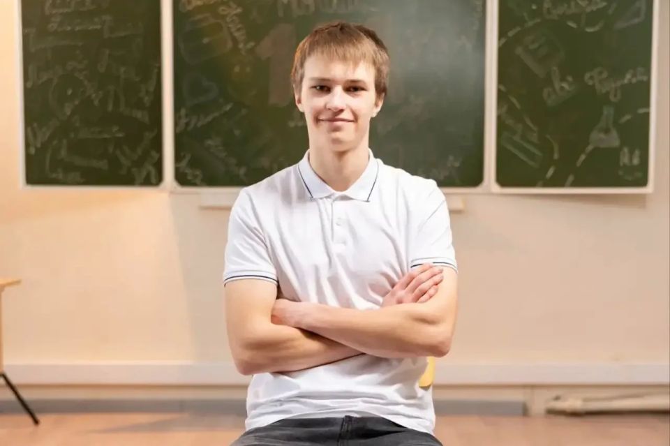 Выпускник школы №3 Южноуральска Матвей Пирогов набрал максимально возможные 100 баллов на едином госэкзамене по истории
