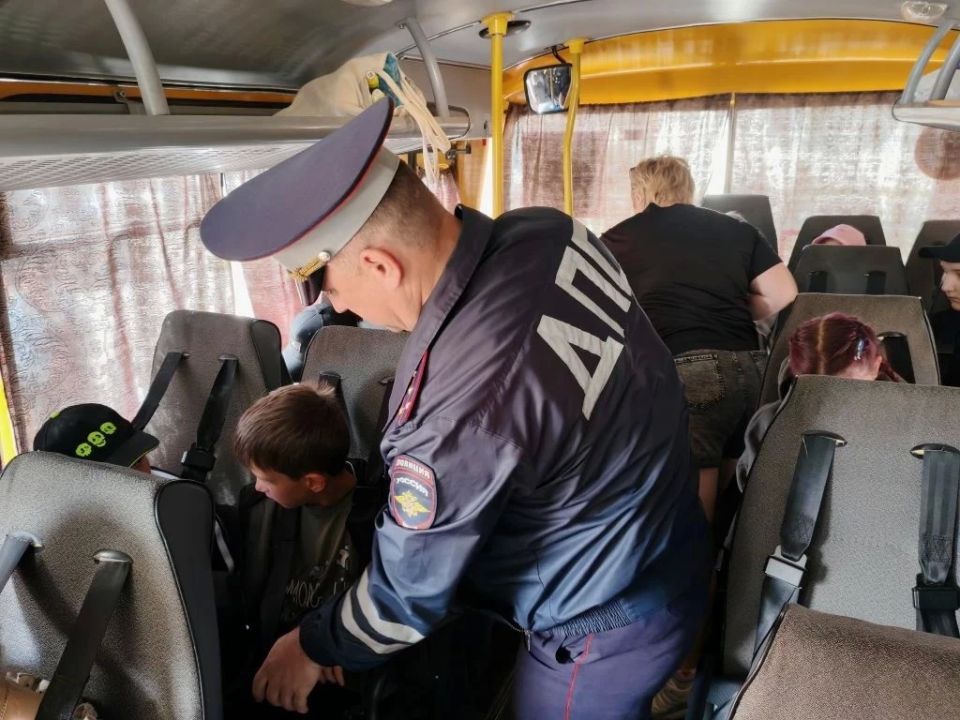 Сотрудники Госавтоинспекции Кизильского района обеспечили безопасность при перевозке детей к месту отдыха Сотрудники Госавтоинспекции Кизильского района обеспечили безопасность при перевозке детей к месту отдыха