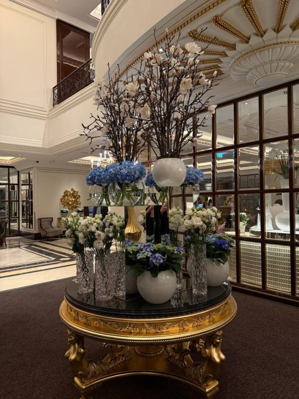 Пятничные вечеринки в Carlton: новый уровень отдыха в Москве
