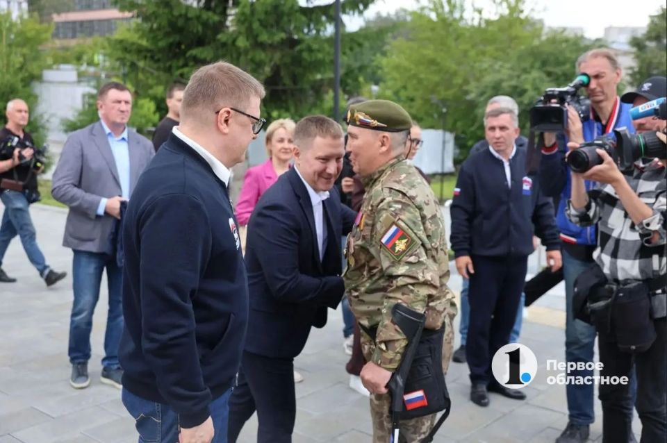 В Златоусте привели в порядок парк Тищенко возле ДК «Металлург» В Златоусте привели в порядок парк Тищенко возле ДК «Металлург»