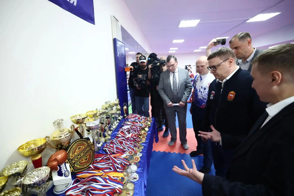 Алексей Текслер продолжает свою работу в Златоусте Алексей Текслер продолжает свою работу в Златоусте