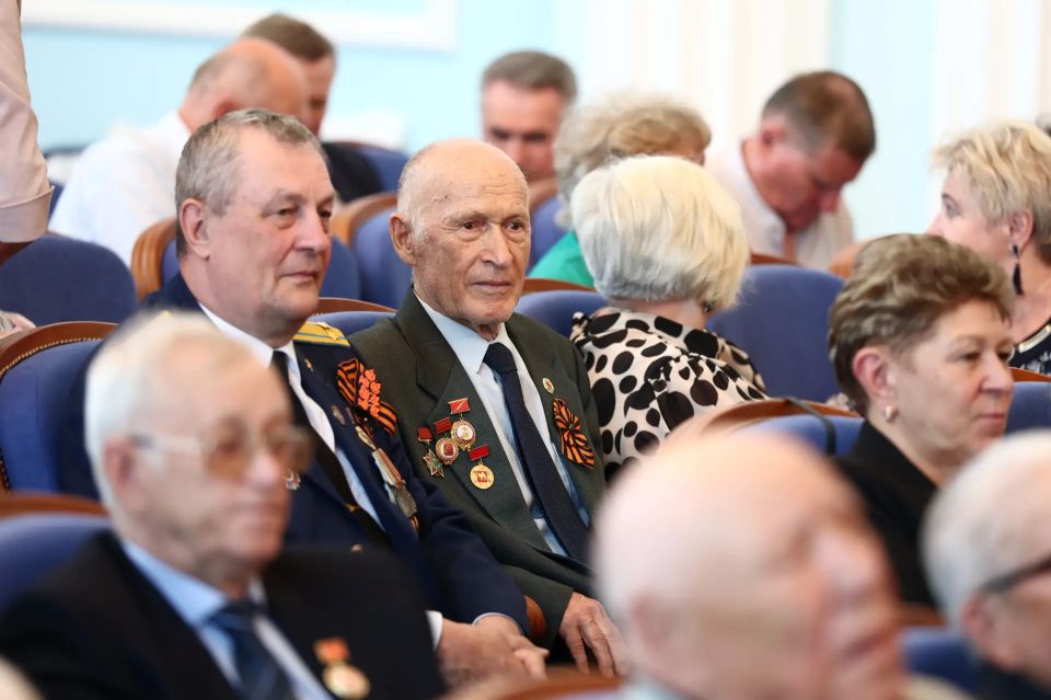 Алексей Текслер: Ветеранское движение Челябинской области является пионером всего ветеранского движения в стране, и этим стоит гордиться Алексей Текслер: Ветеранское движение Челябинской области является пионером всего ветеранского движения в стране, и этим стоит гордиться