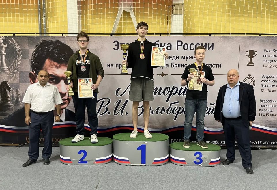 Шахматист СШ № 9 – победитель всероссийских соревнований Шахматист СШ № 9 – победитель всероссийских соревнований