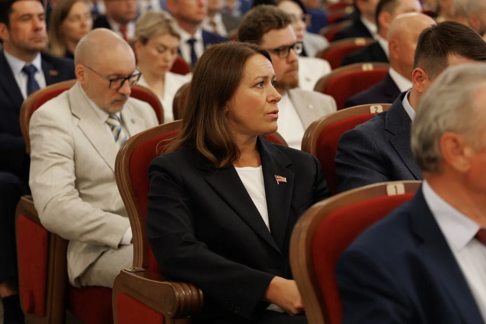 Депутаты Законодательного Собрания Челябинской области об обращении губернатора Алексея Текслера Депутаты Законодательного Собрания Челябинской области об обращении губернатора Алексея Текслера