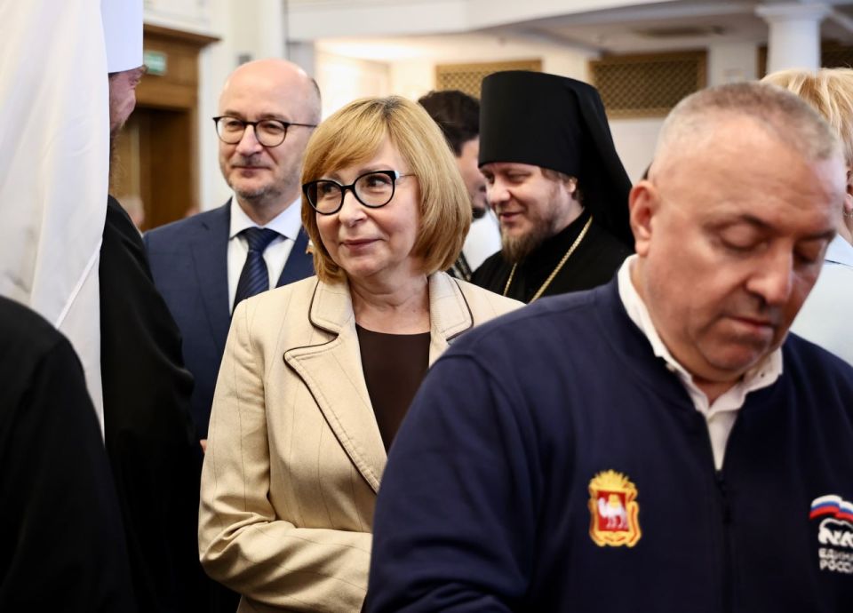 Наталья Петровна, вы ли это? Кажется, переезд в Совет Федерации пошёл на пользу бывшему мэру Челябинска