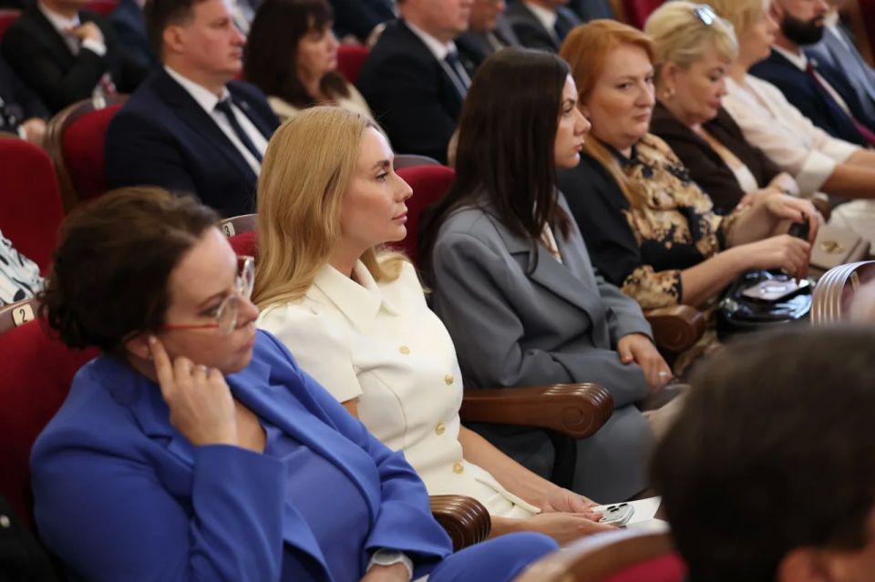 Гендиректор медиахолдинга «Первый областной» назвала помощь семьям с детьми одной из главных тем обращения губернатора к ЗСО