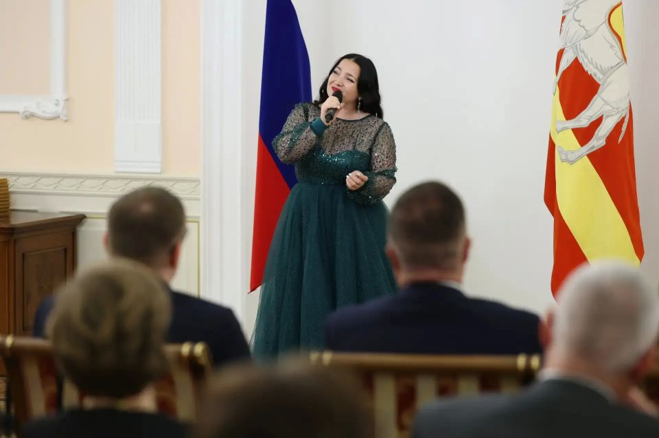 Алексей Текслер наградил лучших работников здравоохранения Челябинской области Алексей Текслер наградил лучших работников здравоохранения Челябинской области