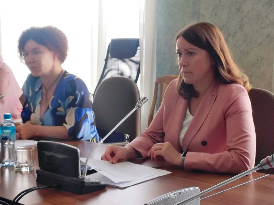 В Законодательном Собрании области состоялось рабочее совещание по вопросу реализации поручения губернатора о Социальном кодексе в Челябинской области В Законодательном Собрании области состоялось рабочее совещание по вопросу реализации поручения губернатора о Социальном кодексе в Челябинской области