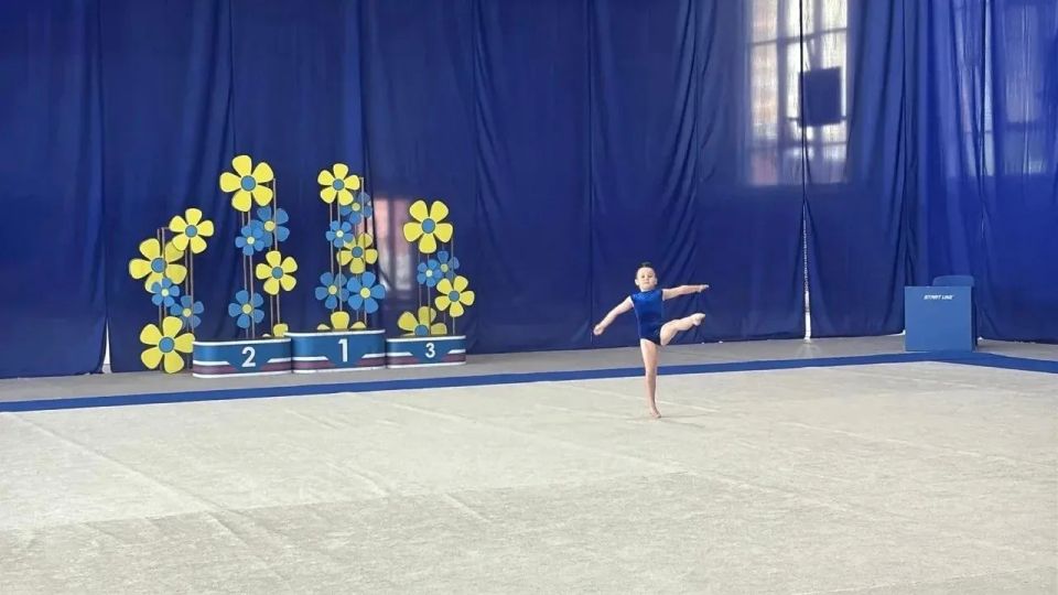 В Копейске стартовали соревнования по художественной гимнастике В Копейске стартовали соревнования по художественной гимнастике