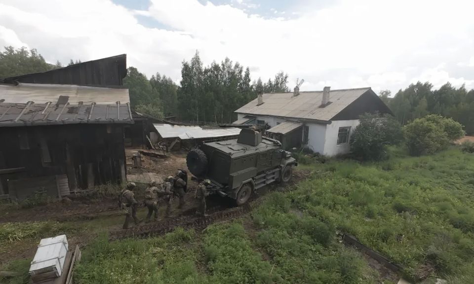 На предприятии в Карабаше прошли учения по борьбе с диверсантами На предприятии в Карабаше прошли учения по борьбе с диверсантами