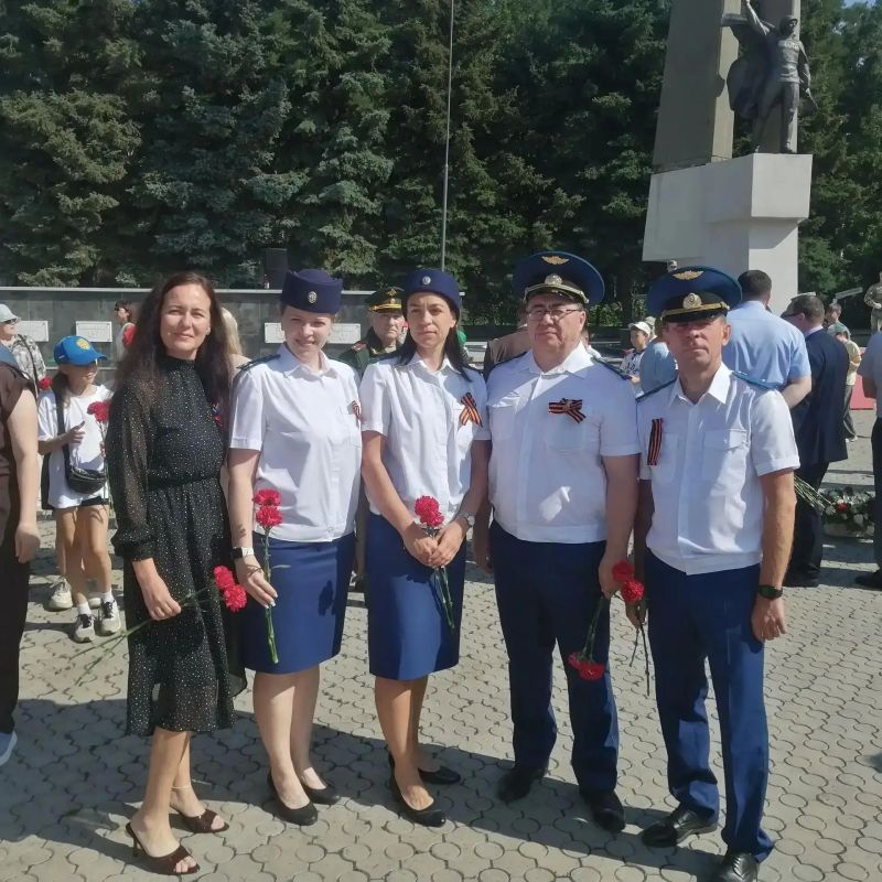 Работники органов прокуратуры провели мероприятия в День памяти и скорби Работники органов прокуратуры провели мероприятия в День памяти и скорби