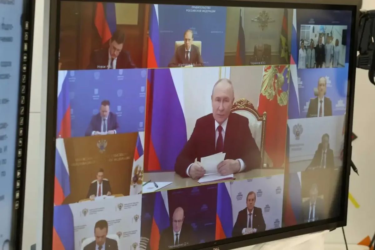 Более 2500 молодых врачей придут в больницы Челябинской области Более 2500 молодых врачей придут в больницы Челябинской области
