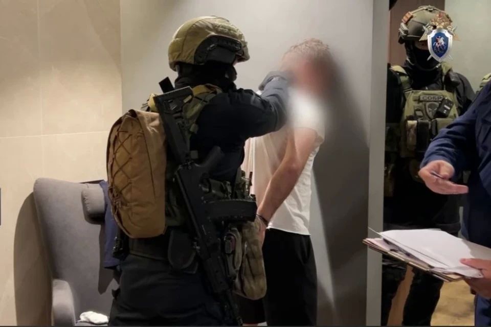 Арестовали машину, квартиры и 12 млн рублей: в Челябинске судят банкира за 14-миллионную взятку