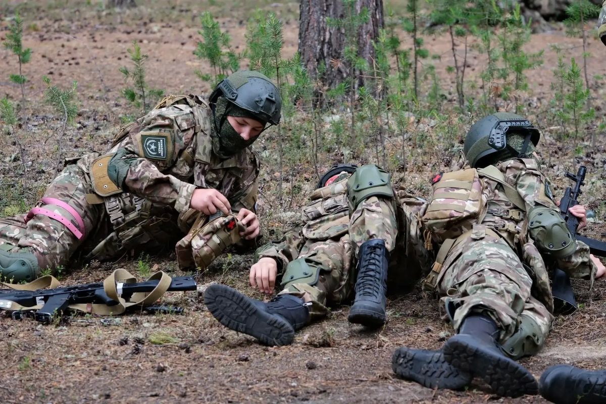 Школьники из Челябинска представят регион на Всероссийской игре «Зарница 2.0» Школьники из Челябинска представят регион на Всероссийской игре «Зарница 2.0»
