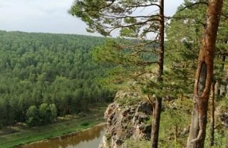 Снесло водой с дамбы? Раскрыты детали пропажи туристки на сплаве по реке Ай