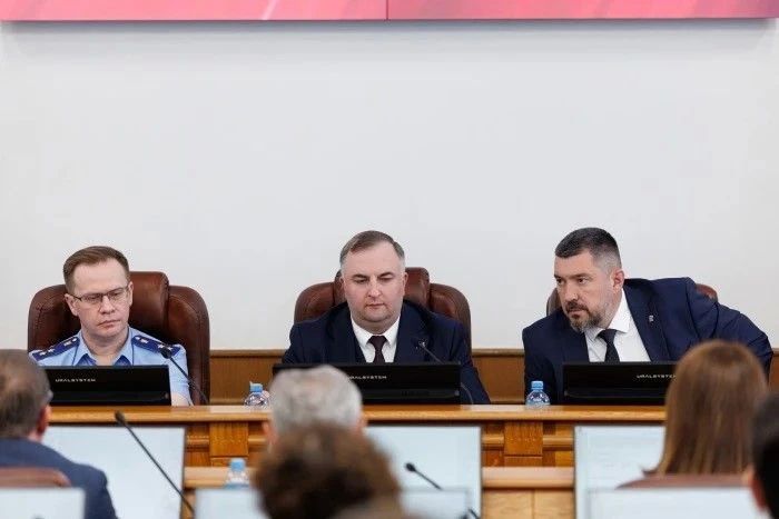 Прокурор области принял участие в заседании Законодательного Собрания региона Прокурор области принял участие в заседании Законодательного Собрания региона