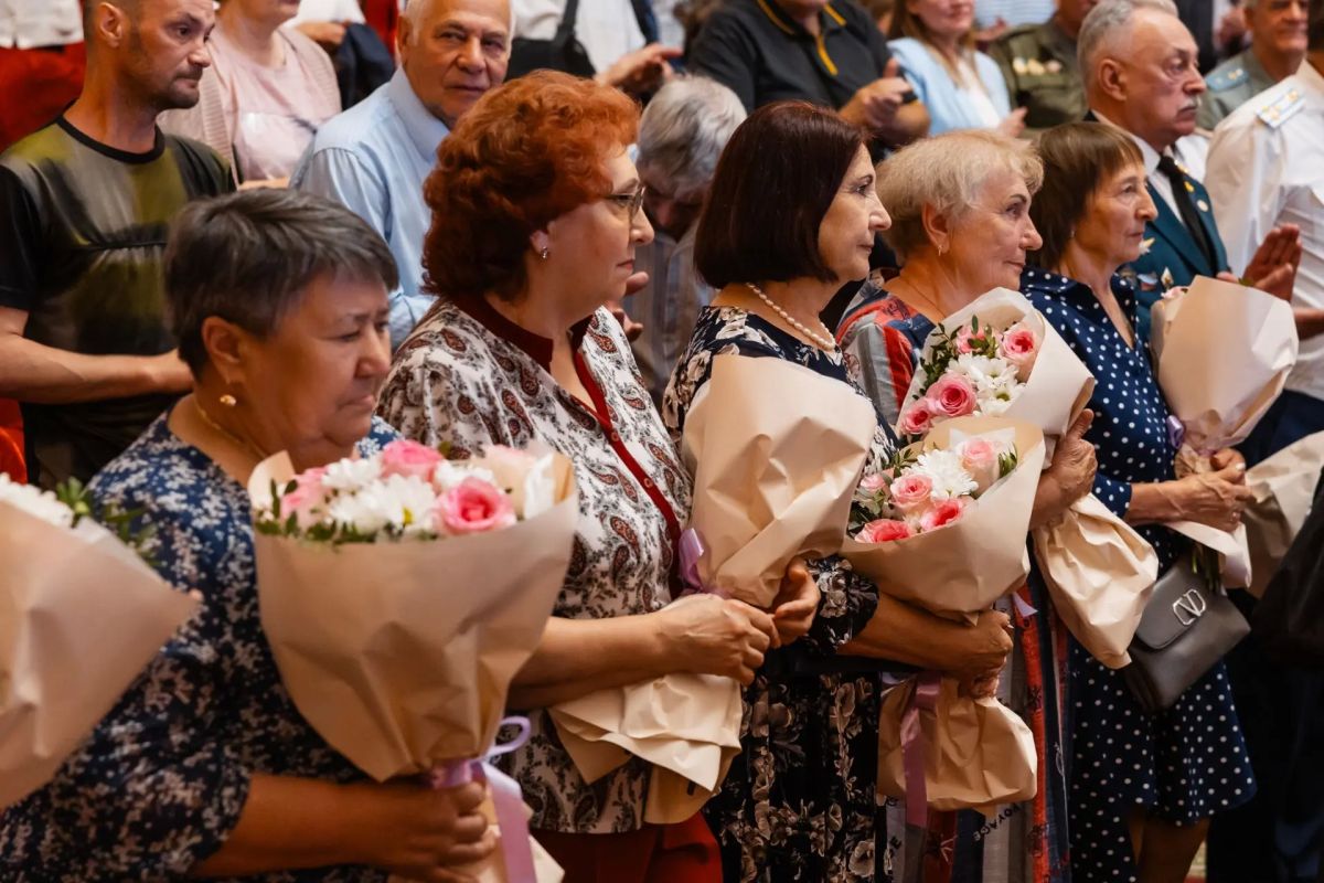 Город героев! В Челябинске чествовали ветеранов боевых действий Город героев! В Челябинске чествовали ветеранов боевых действий