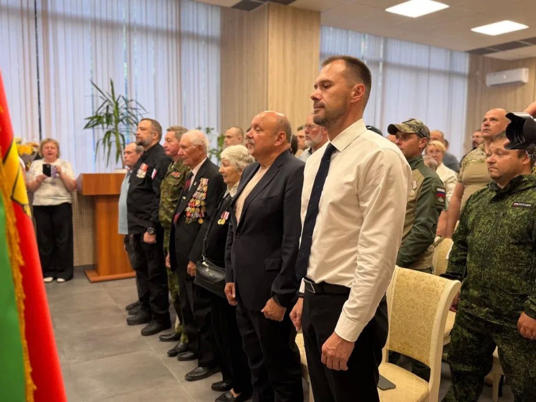 Дмитрий Саблин: 1 июля, в День ветеранов боевых действий, у памятника воинам-интернационалистам в Троицке собрались те, для кого слова долг и честь наполнены особым смыслом