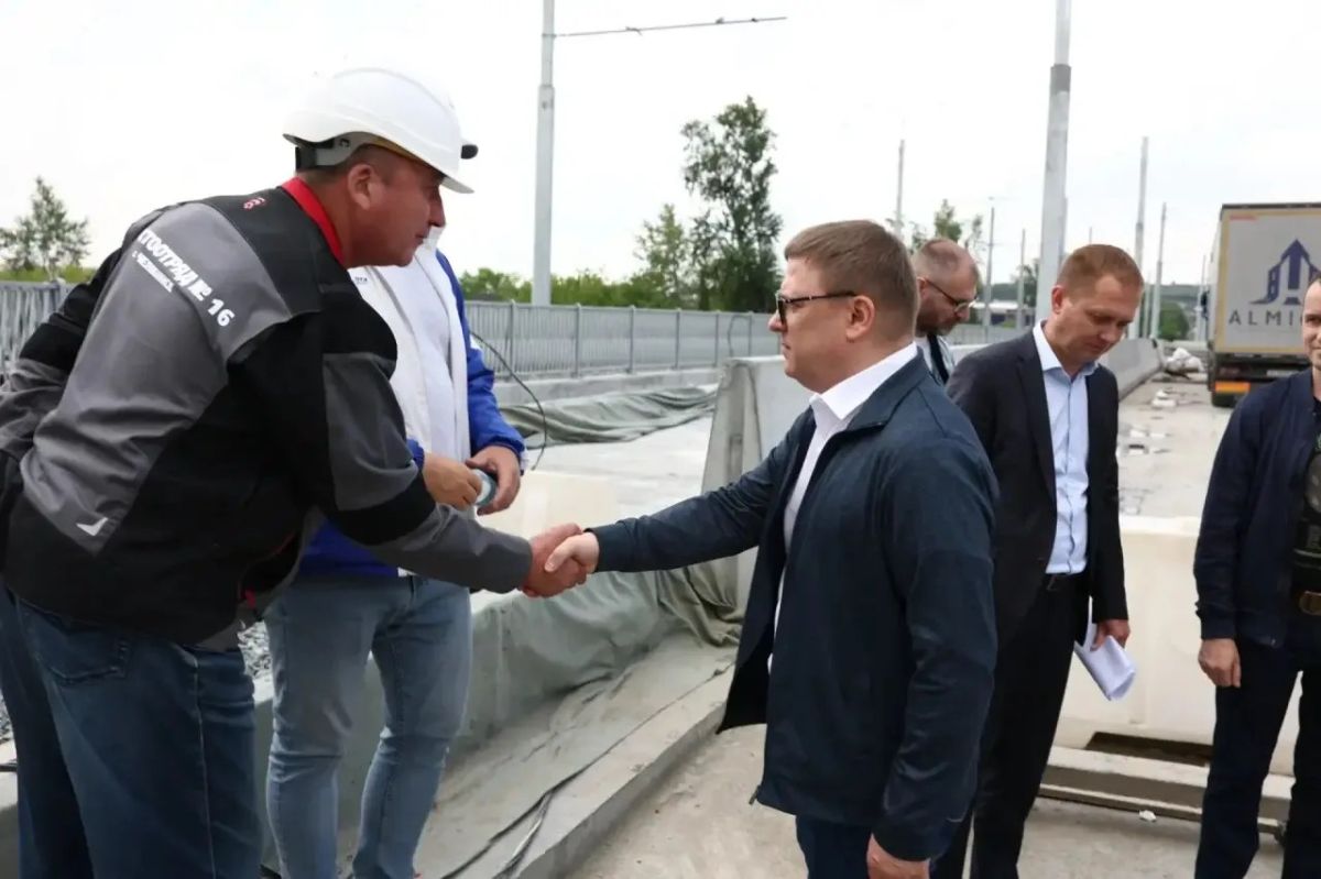 Алексей Текслер потребовал открыть движение по мосту на Черкасской в Челябинске уже в этом году Алексей Текслер потребовал открыть движение по мосту на Черкасской в Челябинске уже в этом году