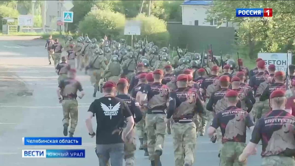 В Челябинске военнослужащие сдали экзамен на получение крапового берета