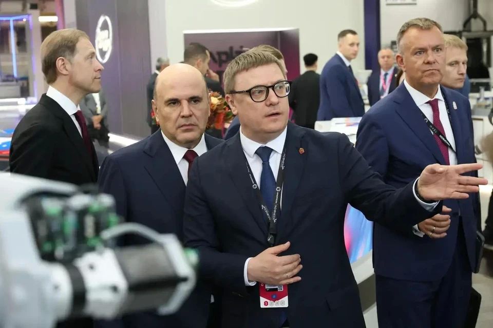 Фундамент плодотворного сотрудничества: Алексей Текслер подвел итоги первого дня «Иннопрома-2026»