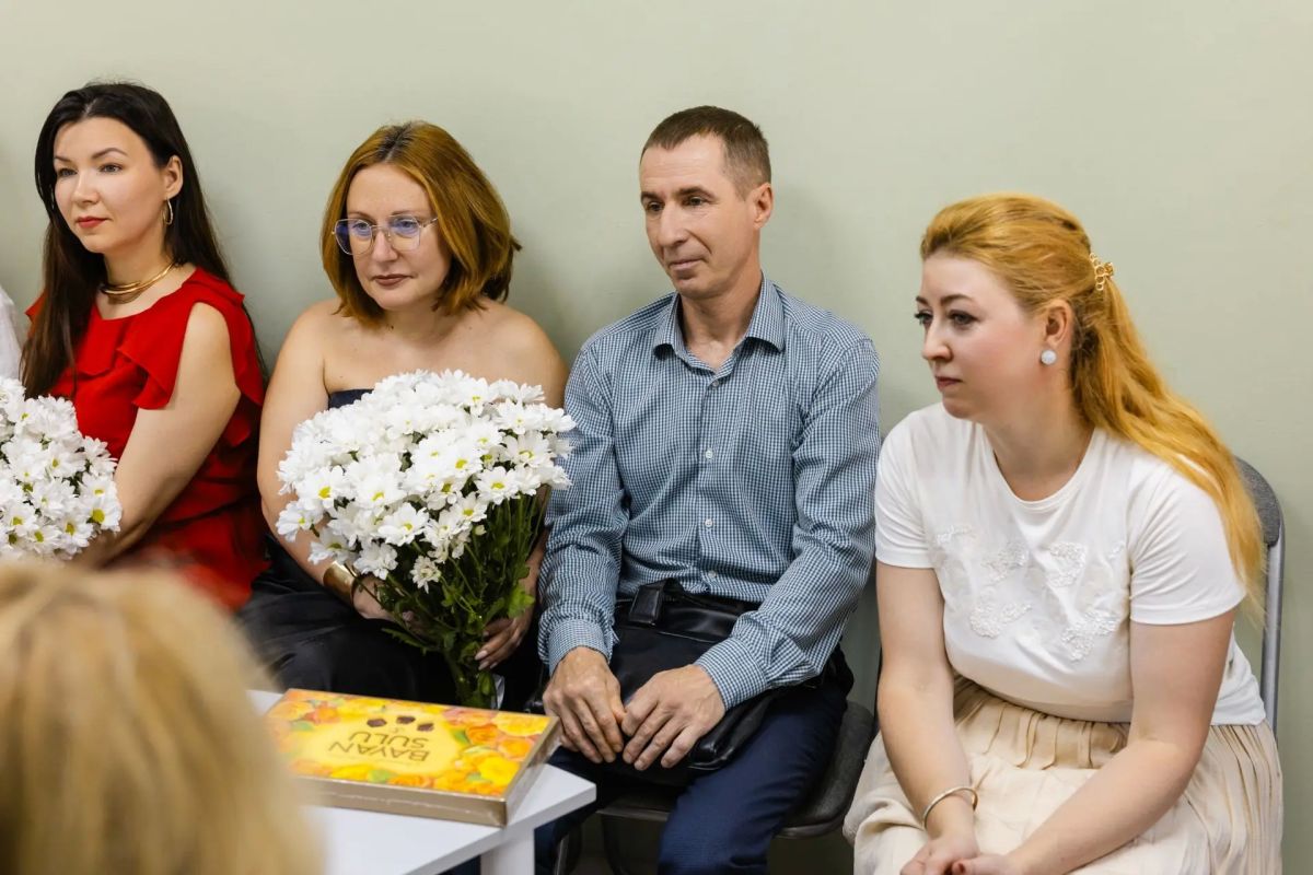 Поддержка семьи, работа со специалистами и арт-терапия: в Ленинском районе заработало отделение психологической помощи для участников СВО и членов их семей Поддержка семьи, работа со специалистами и арт-терапия: в Ленинском районе заработало отделение психологической помощи для участников СВО и членов их семей
