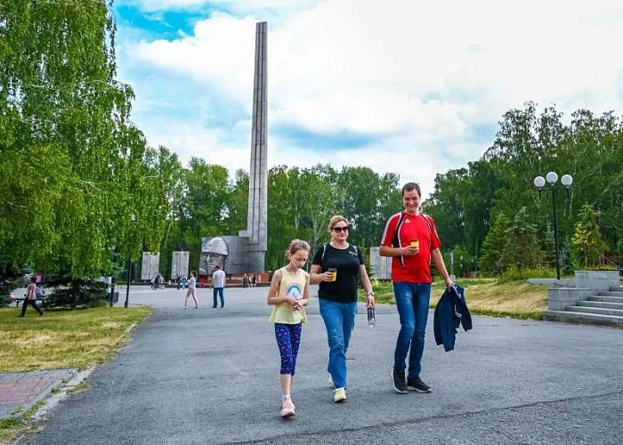Текслер подчеркнул роль семьи в развитии Челябинской области
