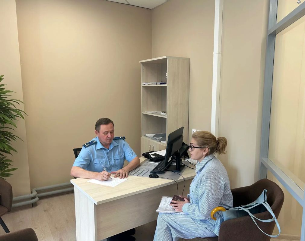 Прокурор города Челябинска провел личный прием участников специальной военной операции и членов их семей Прокурор города Челябинска провел личный прием участников специальной военной операции и членов их семей