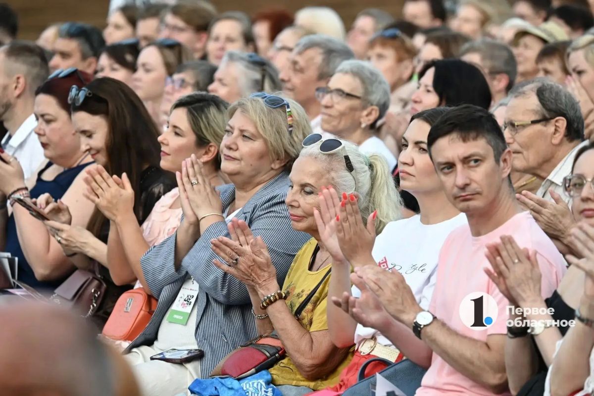 На «Курчатов фесте» в Челябинске звучит уникальная версия «Сна в летнюю ночь» На «Курчатов фесте» в Челябинске звучит уникальная версия «Сна в летнюю ночь»